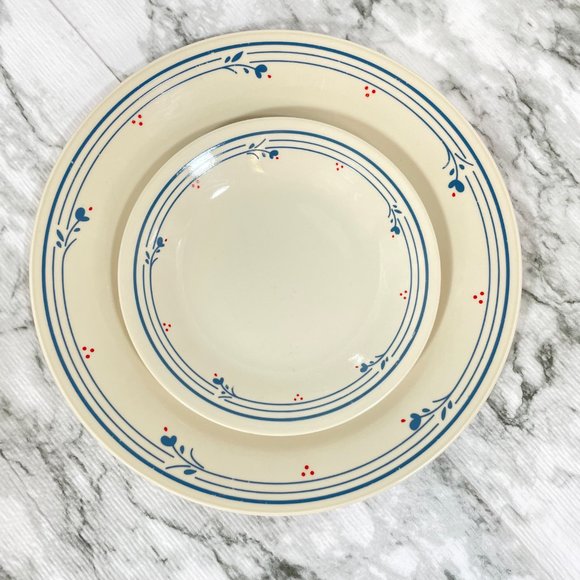 Vintage Corelle Country Violets Set of 2 Dinnerware Dinner plate & Bread plate - Picture 2 of 11